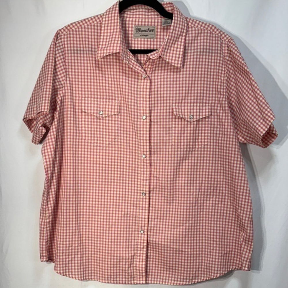 ♦️ Wrancher by Wrangler Women's Pink Checkered snap front short sleeve Blouse
